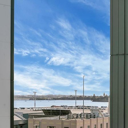 Appartamento Dockside Delight + Cp! Auckland Esterno foto